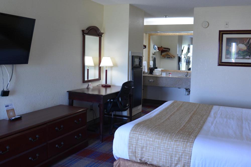 King Room - Non-Smoking